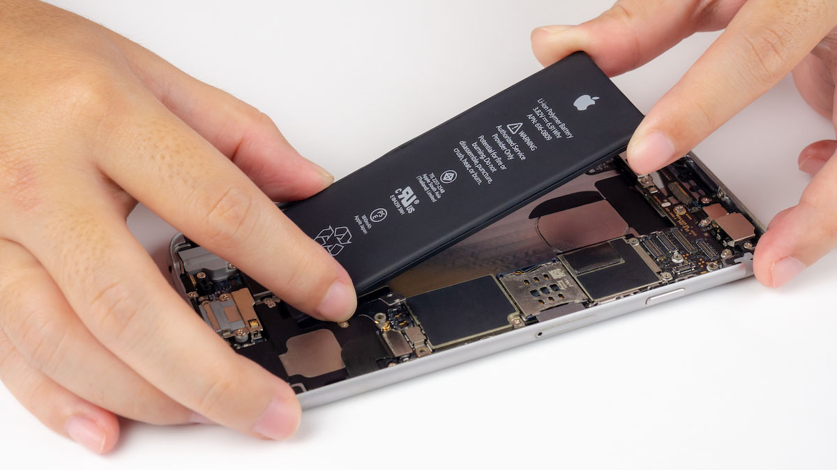 EU chính thức bắt điện thoại phải tháo được pin từ 2027: Samsung, Apple, OPPO... sẽ phải làm gì?
