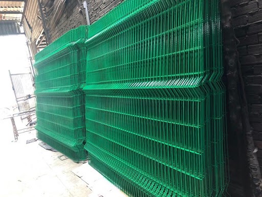 Hàng rào lưới thép hàn chấn sóng