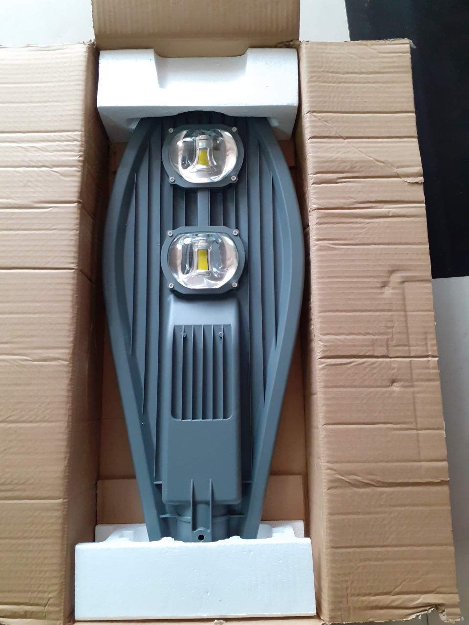 Đèn đường led Pandaco