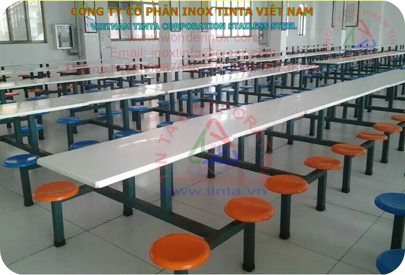 Gia công bàn ăn công nghiệp chất liệu nhựa