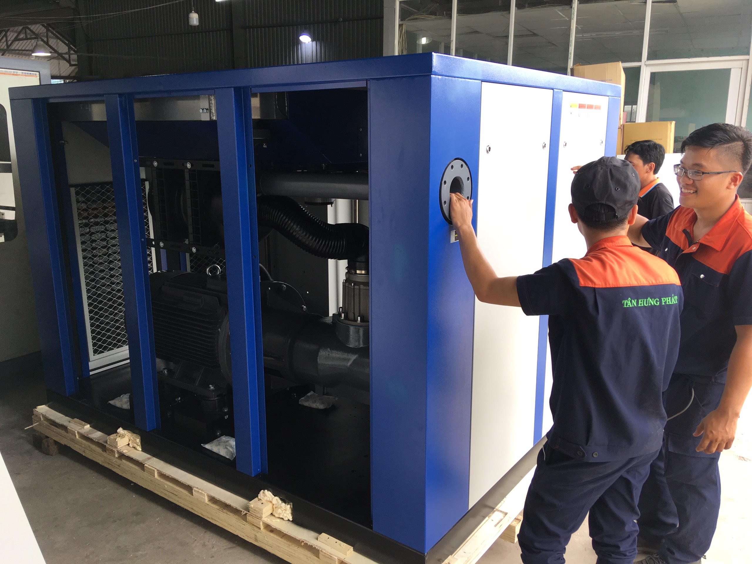 Máy nén khí trục vít 90Kw
