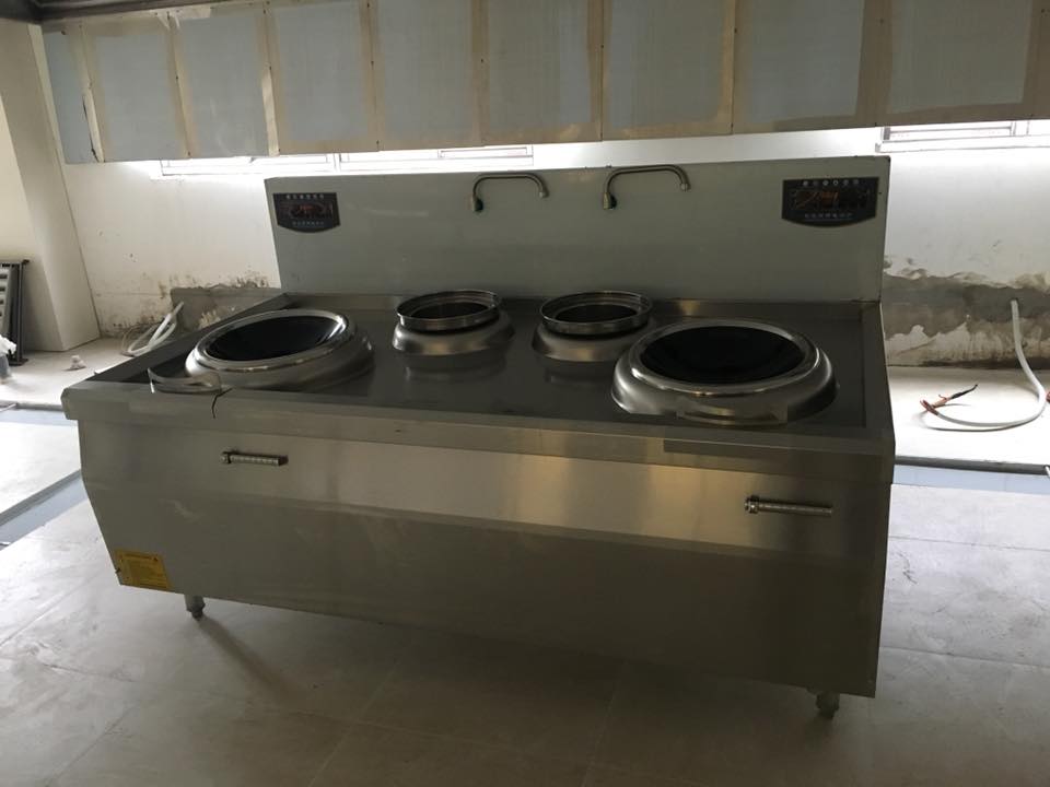 Bếp xào điện 4 bếp rất tiện lợi cho công xưởng