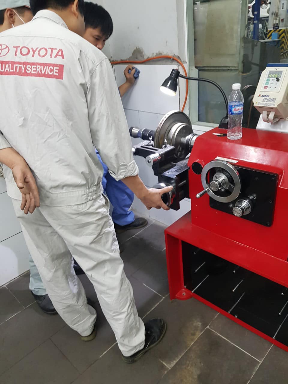 Máy vớt đĩa thắng Tam-bua AL1