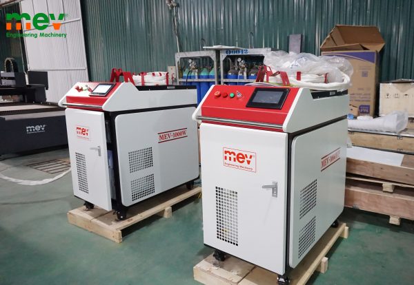 Máy hàn laser Fiber MEV 1000WF