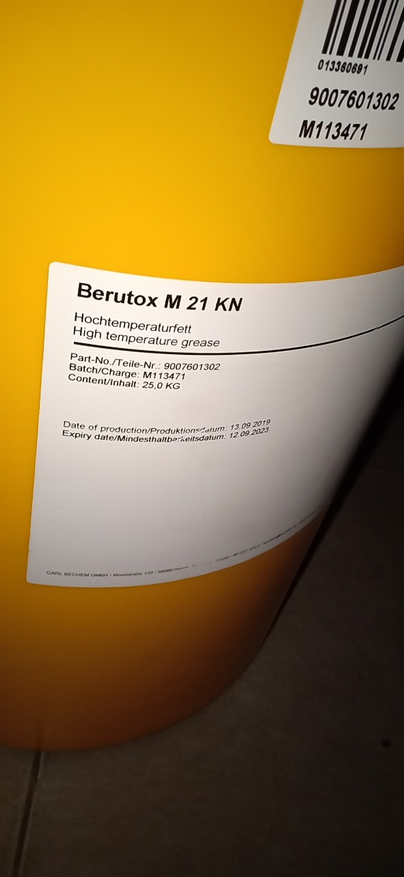Mỡ bôi trơn đa năng Bechem Berutox M21KN