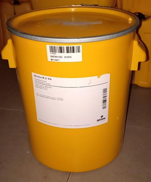 Mỡ bôi trơn đa năng Bechem Berutox M21KN