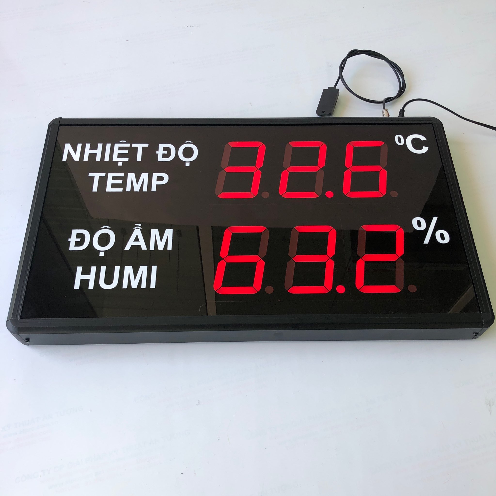 Bảng điện tử hiển thị nhiệt độ độ ẩm AT-THMT
