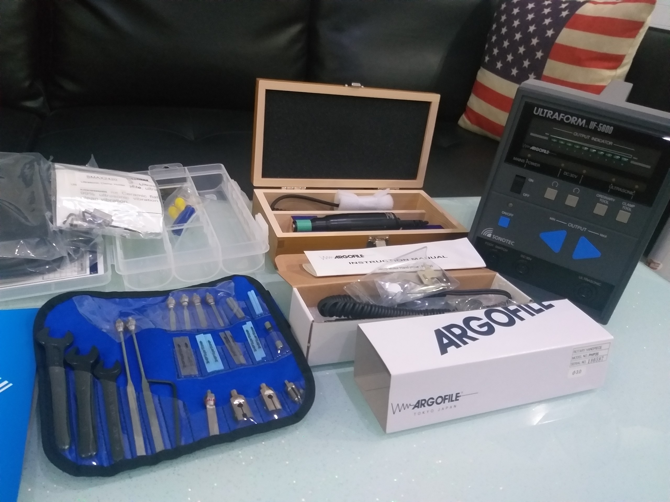 Máy đánh bóng siêu âm Ultrasonic Finishing ULTRAFORM UF-5600