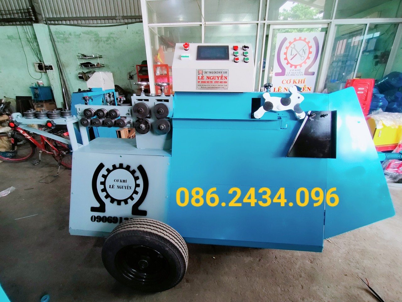 Máy bẻ đai sắt có bánh xe kéo 2021