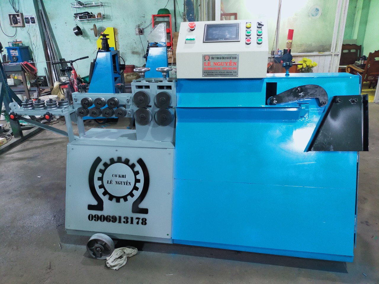 Máy bẻ đai mini tự động thế hệ mới