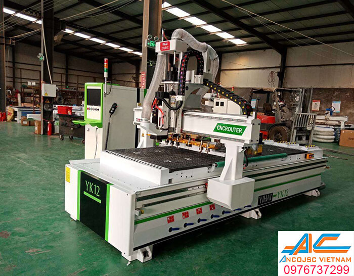 Máy CNC thay dao tự động YK12