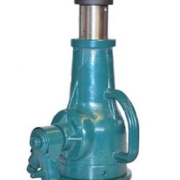 Con đội cơ khí 320 tấn