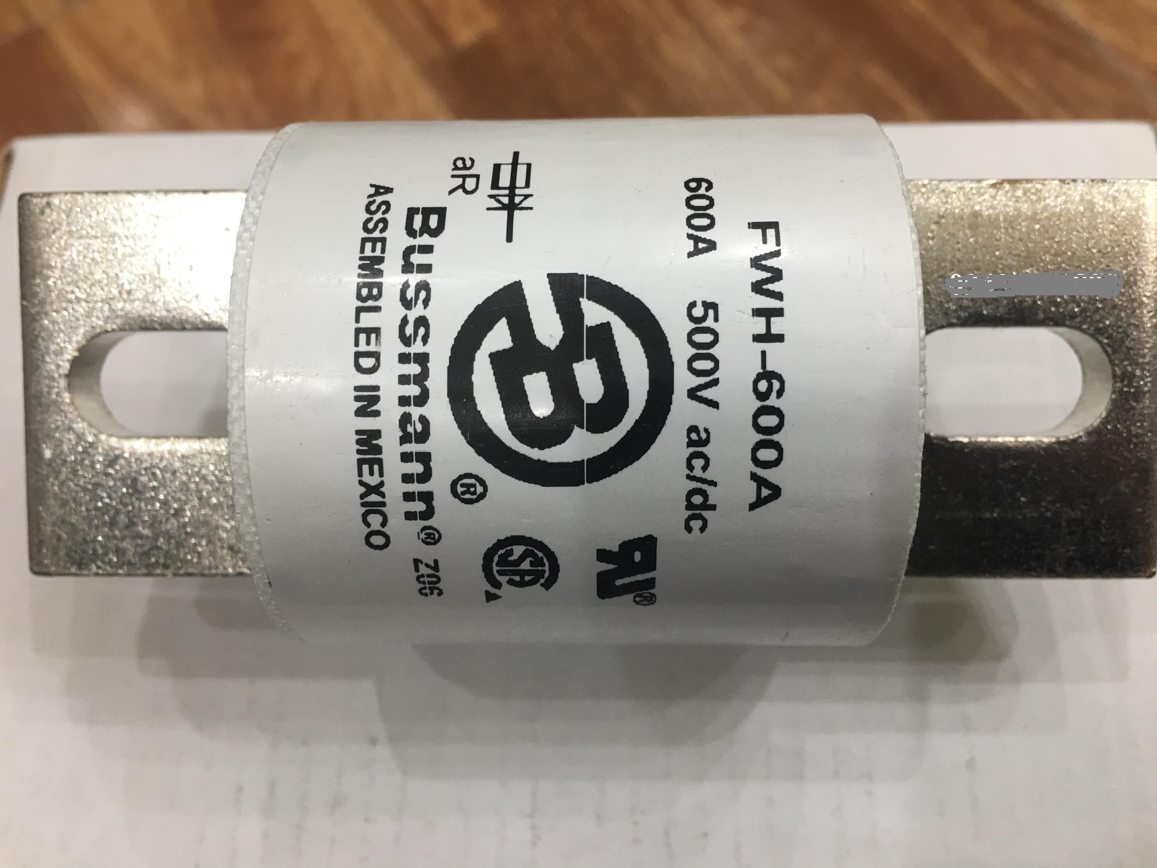 Cầu chì Bussmann FWH-600A, xuất xứ Mexico
