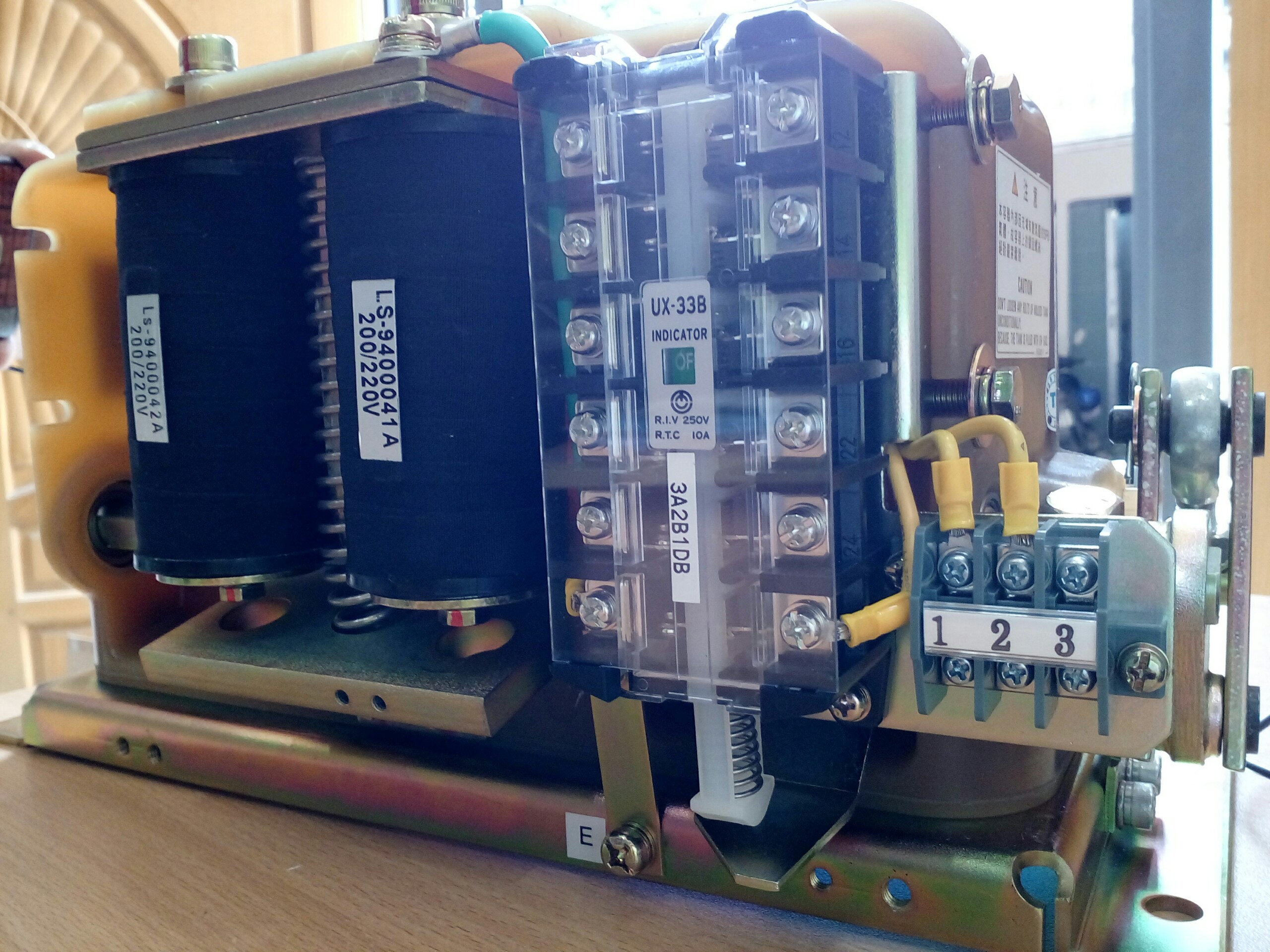 Contactor trung thế TECO HGR-851C, xuất xứ Đài Loan