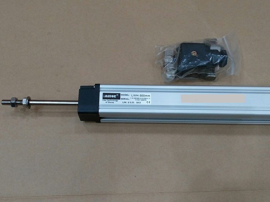 Thước điện trở LWH-300, xuất xứ Trung Quốc, công nghệ Thụy Sĩ