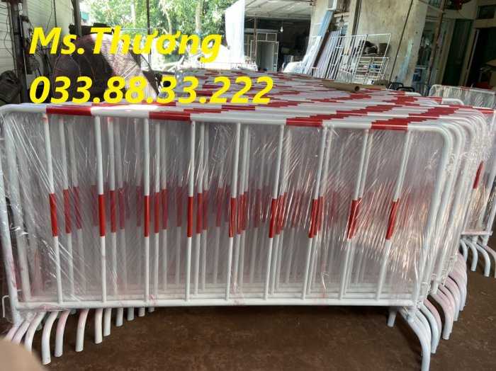 Hàng rào kiểm soát đám đông khổ 1,2m X 2m có sẵn giá tốt tại Hà Nội