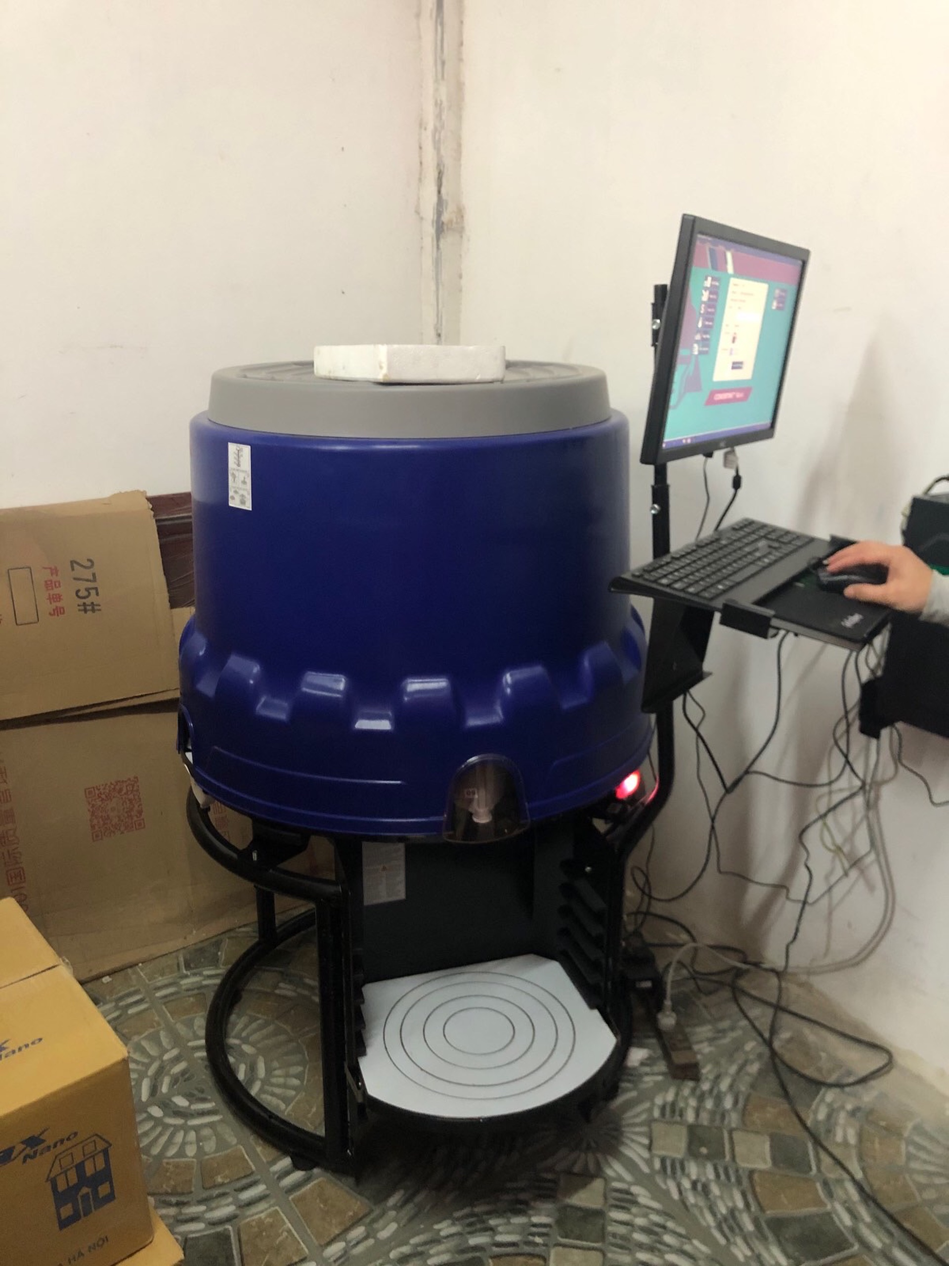 Máy pha màu sơn Corob First1-TX