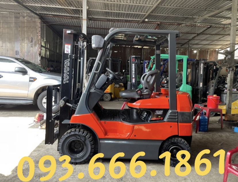 Xe nâng Toyota giá rẻ
