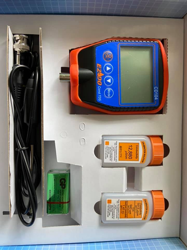 Thiết bị đo độ dẫn điện/ muối/ TDS/ nhiệt độ model CD-104