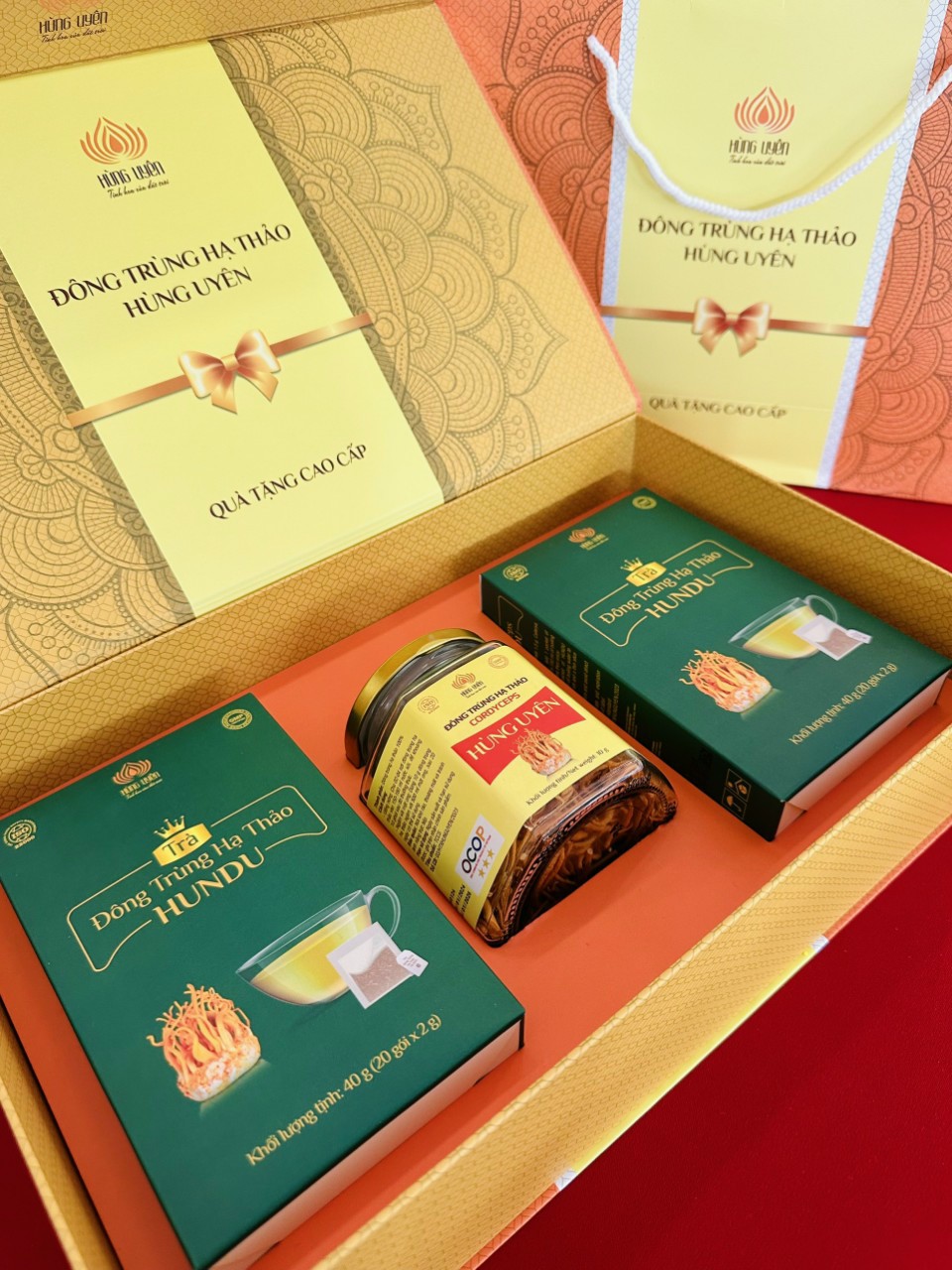 Đông trùng Hạ thảo Hùng Uyên (set quà)