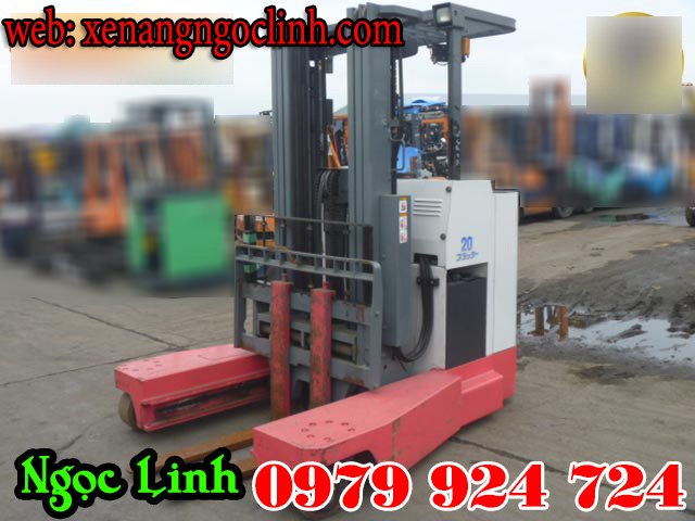 Xe nâng điện cũ đứng lái Komatsu 1.3 tấn nâng cao 3-6m
