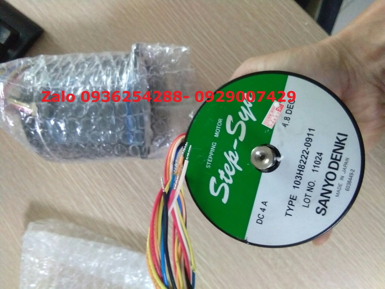 Động cơ bước Sanyo Denki– Japan– 103H8222-0911