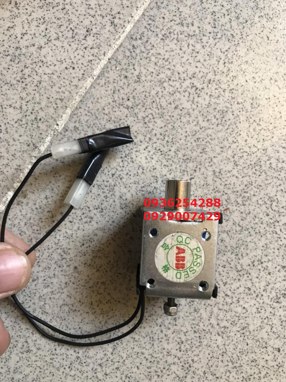 Cuộn chốt điện từ máy cắt type EM10-S-002 GCE9478103P0106Y1