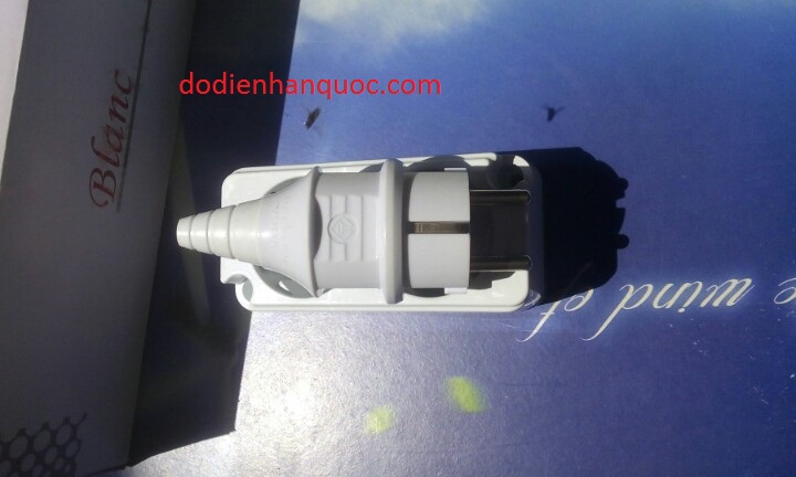 Phích cắm điện Hàn Quốc