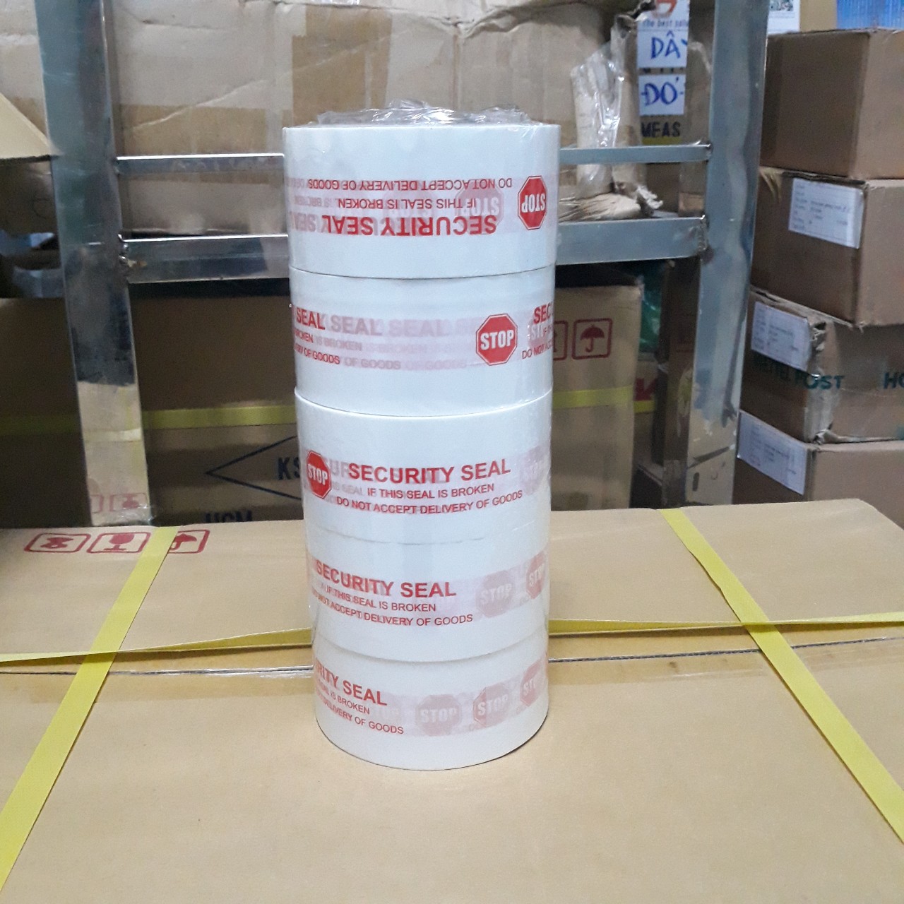 Băng keo dán niêm phong để lại vết  4.8cm x 46m
