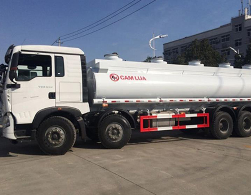 Xe téc chở xăng dầu HOWO 22 khối