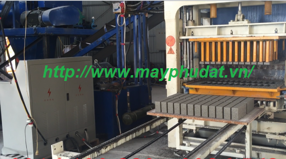 Máy sản xuất gạch không nung công nghệ mới QT10