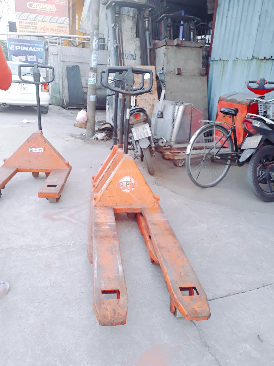 Xe nâng tay cũ hiệu OPK