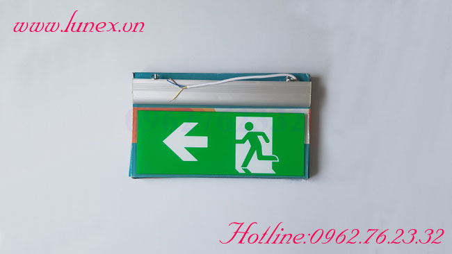 Đèn exit kính trong có chỉ hướng Lilang 