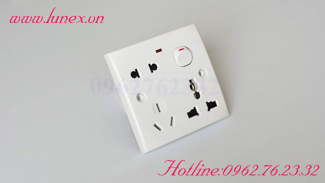 Ổ cắm điện mặt vuông có công tắc