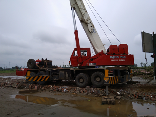 Xe cẩu bánh lốp﻿ Tadano TG 700E (70 tấn)