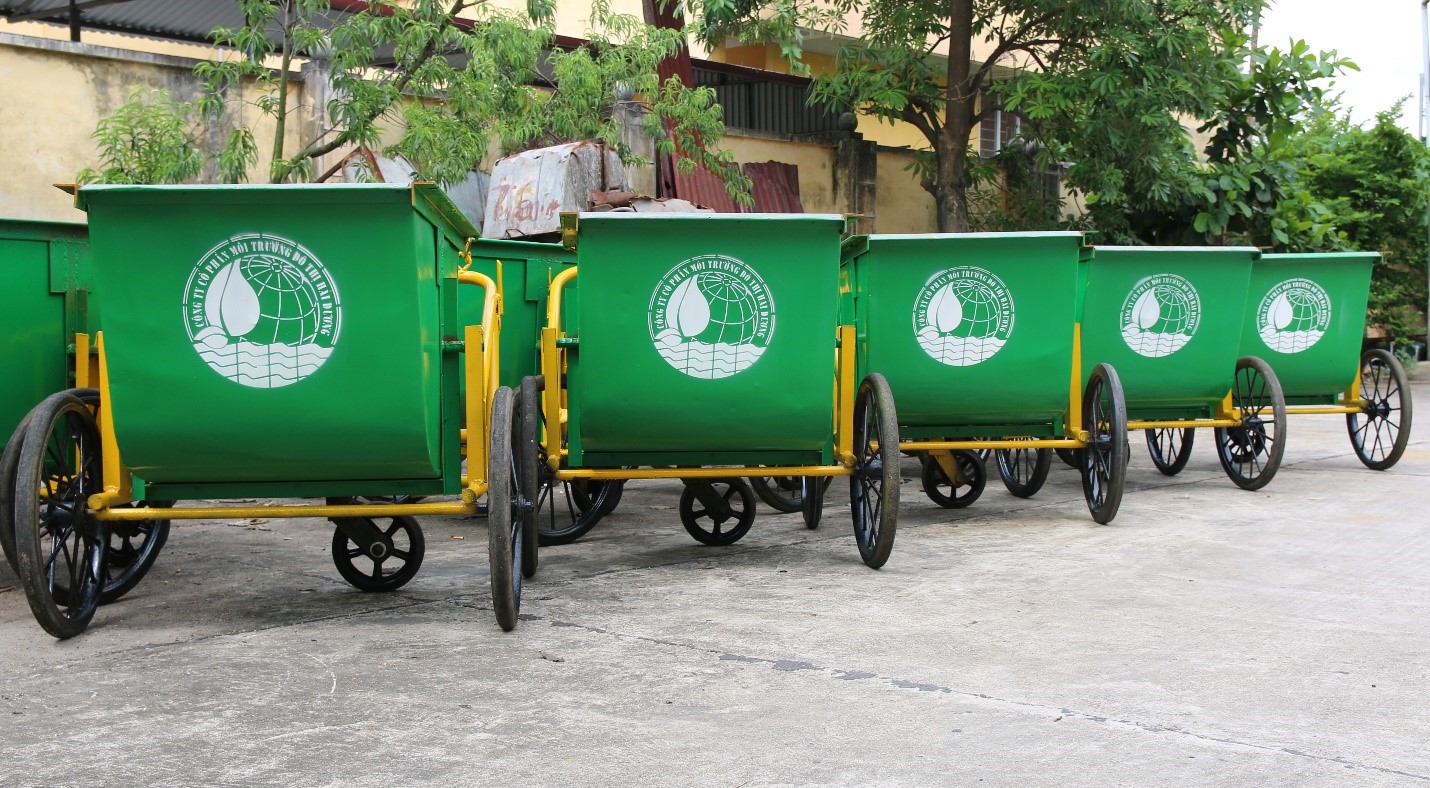Thùng rác công nghiệp Composite 240 lít