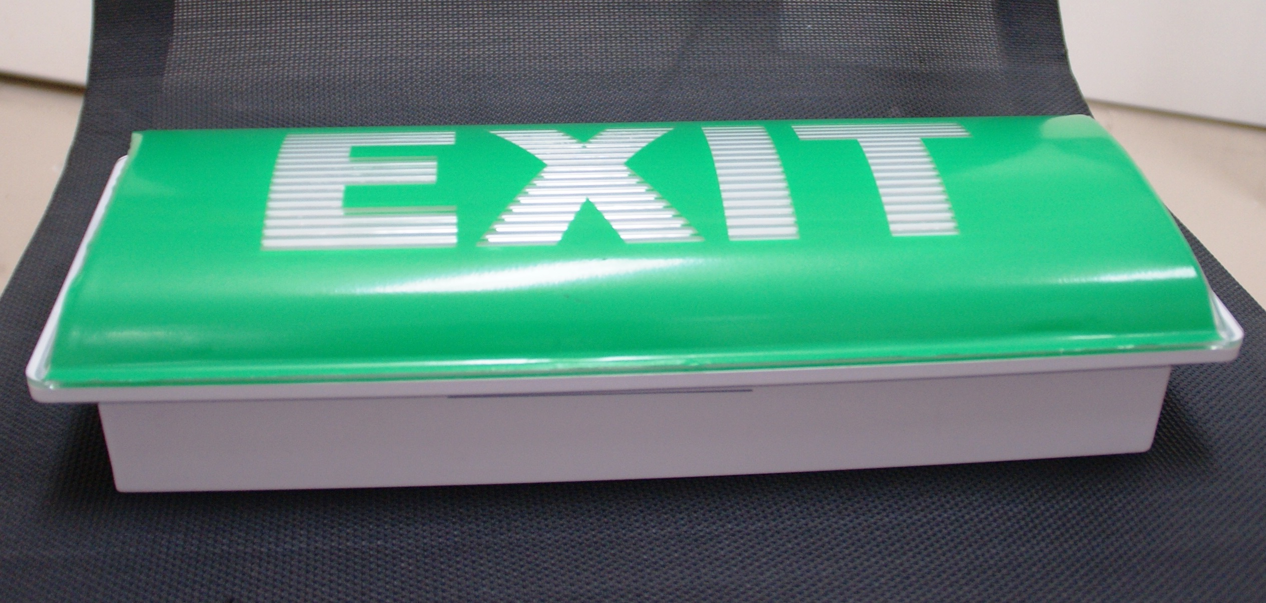 Đèn exit chống nước Maxspid KL/M/W5100 IP65