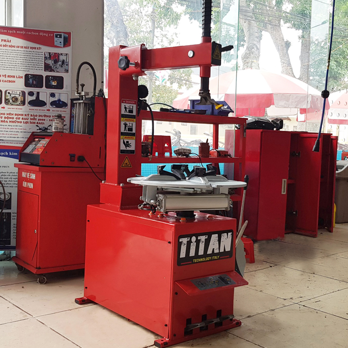 Máy tháo lốp xe máy Titan TP-980