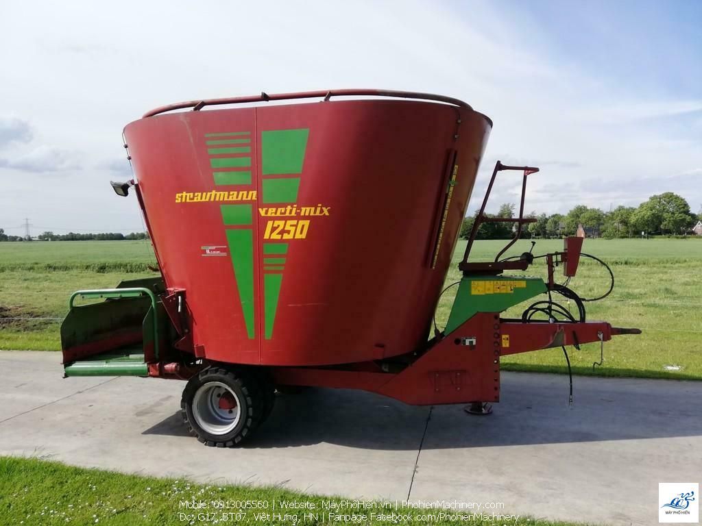 Máy trộn TMR Strautman V-Mix 1250 12m3